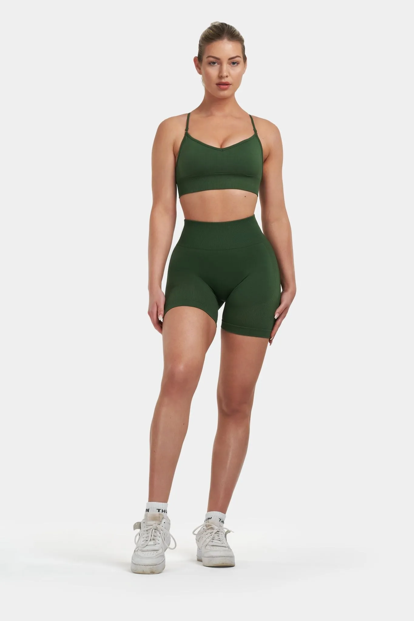 Arise - Seamless Sculpt Ribbed Contour Shorts - Palm Green