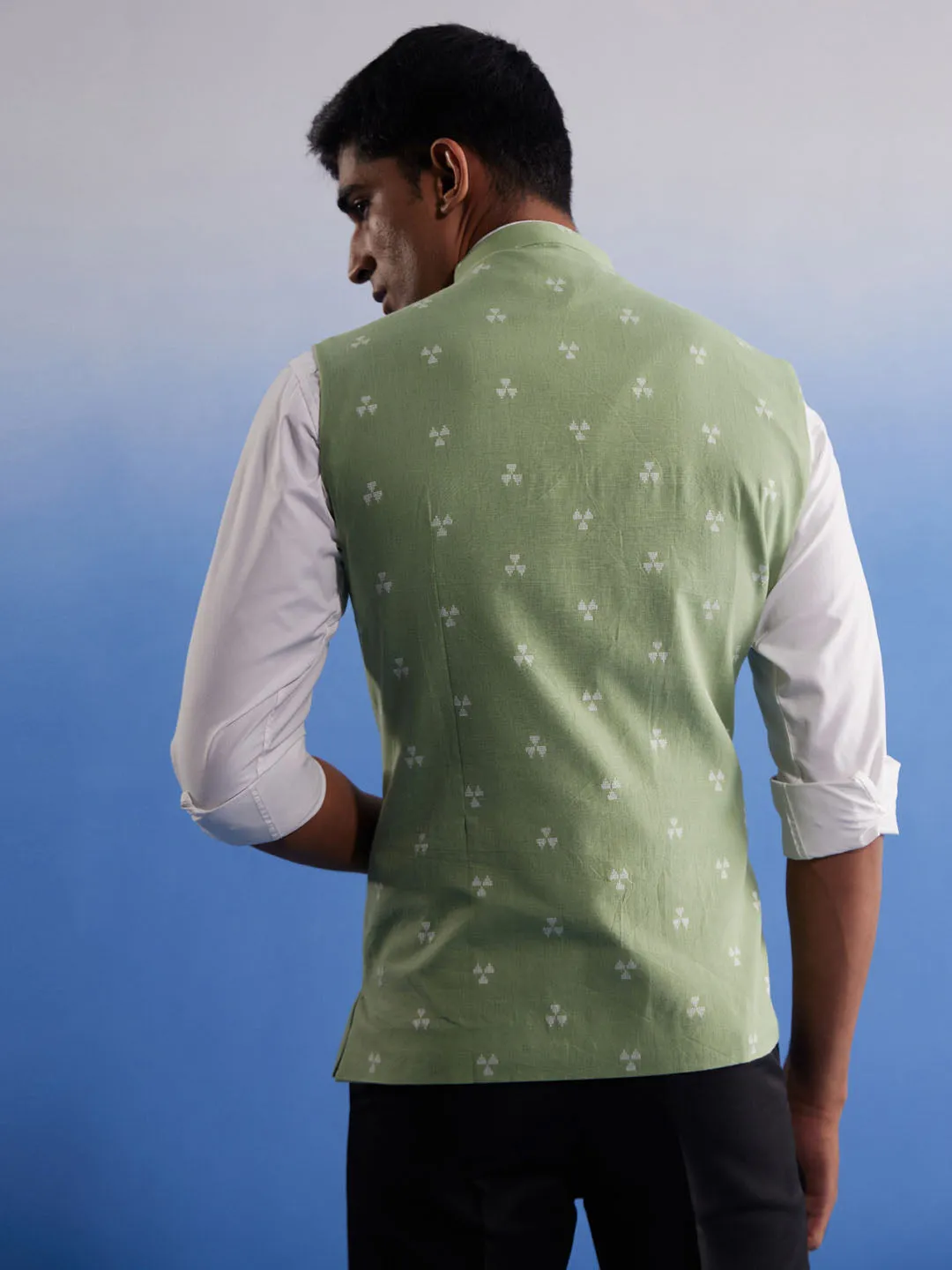 Jashvi Men's Green Jacquard Nehru Jacket