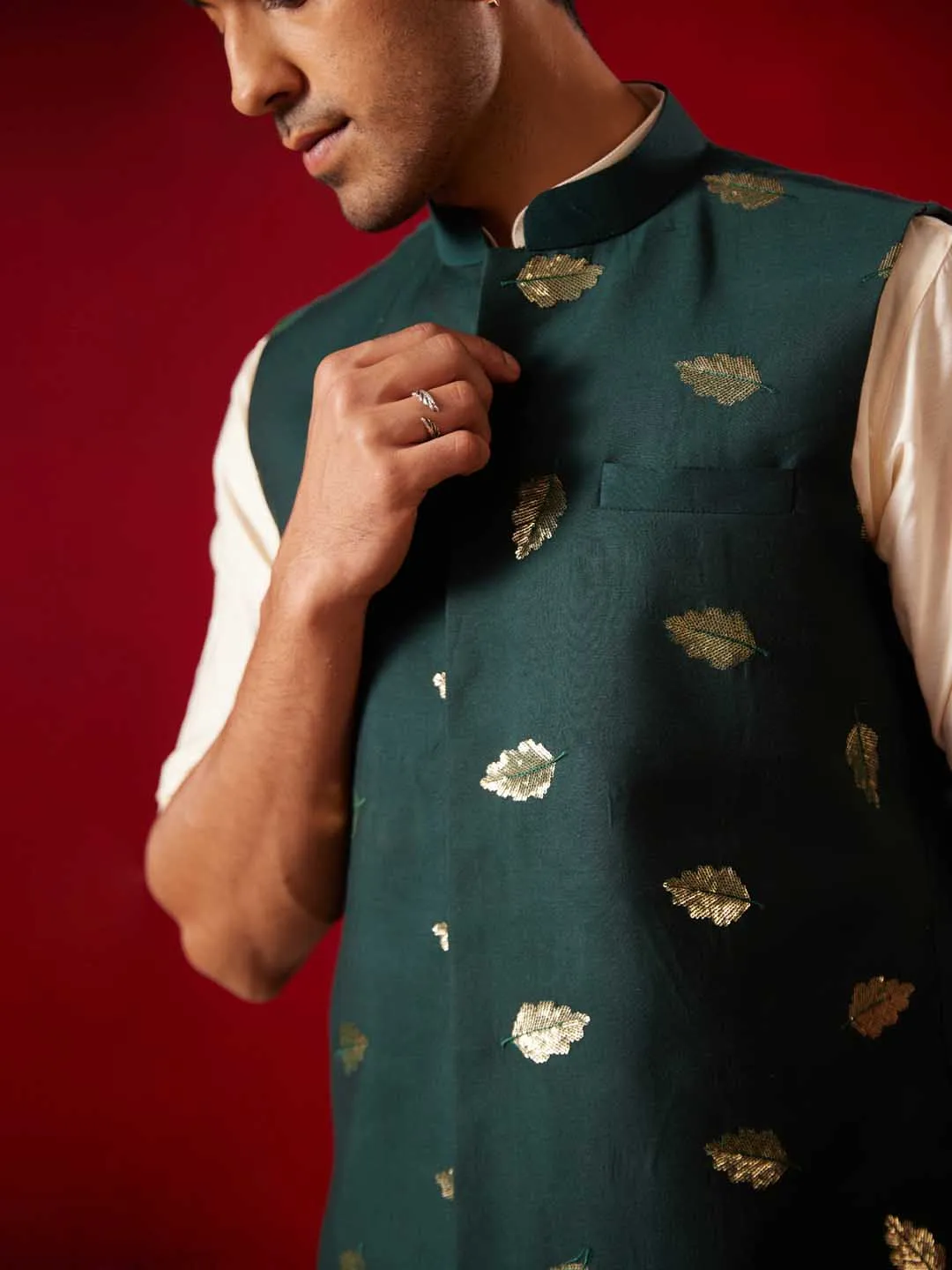 Jashvi Men's Green Leaf Motif Embellished jacket